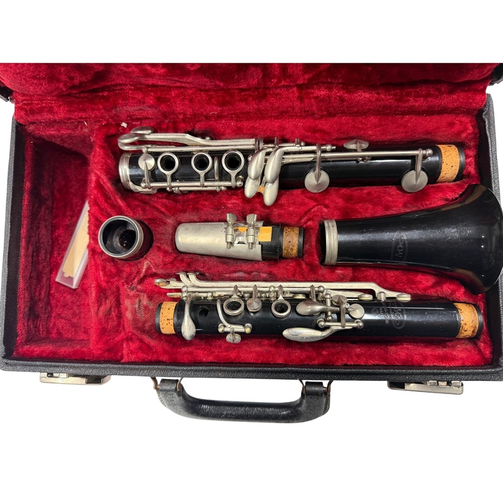 Vito Reso-Tone Clarinet USA Student Instrument with Leblanc Hard Case Black